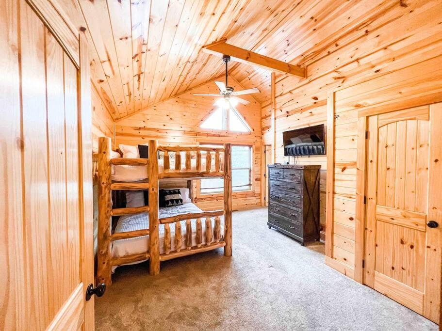 Indoor Heated Pool Hot Tub Cabin Sevierville Exteriör bild