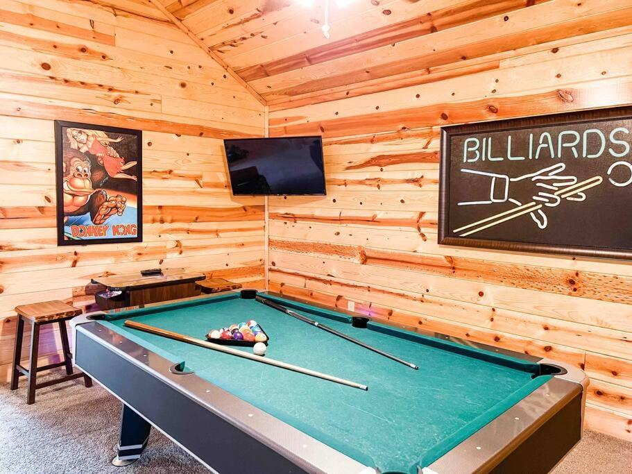Indoor Heated Pool Hot Tub Cabin Sevierville Exteriör bild