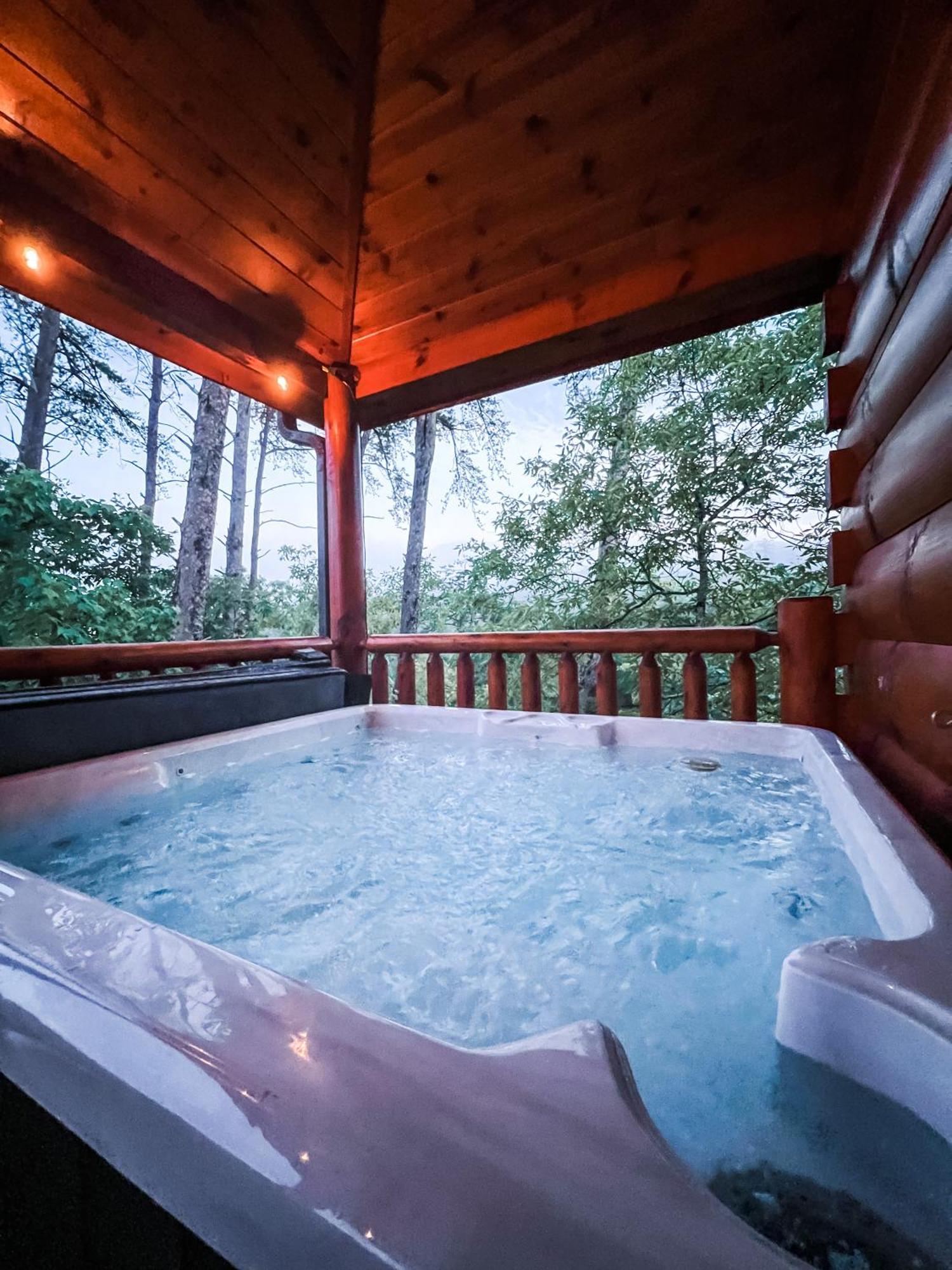 Indoor Heated Pool Hot Tub Cabin Sevierville Exteriör bild