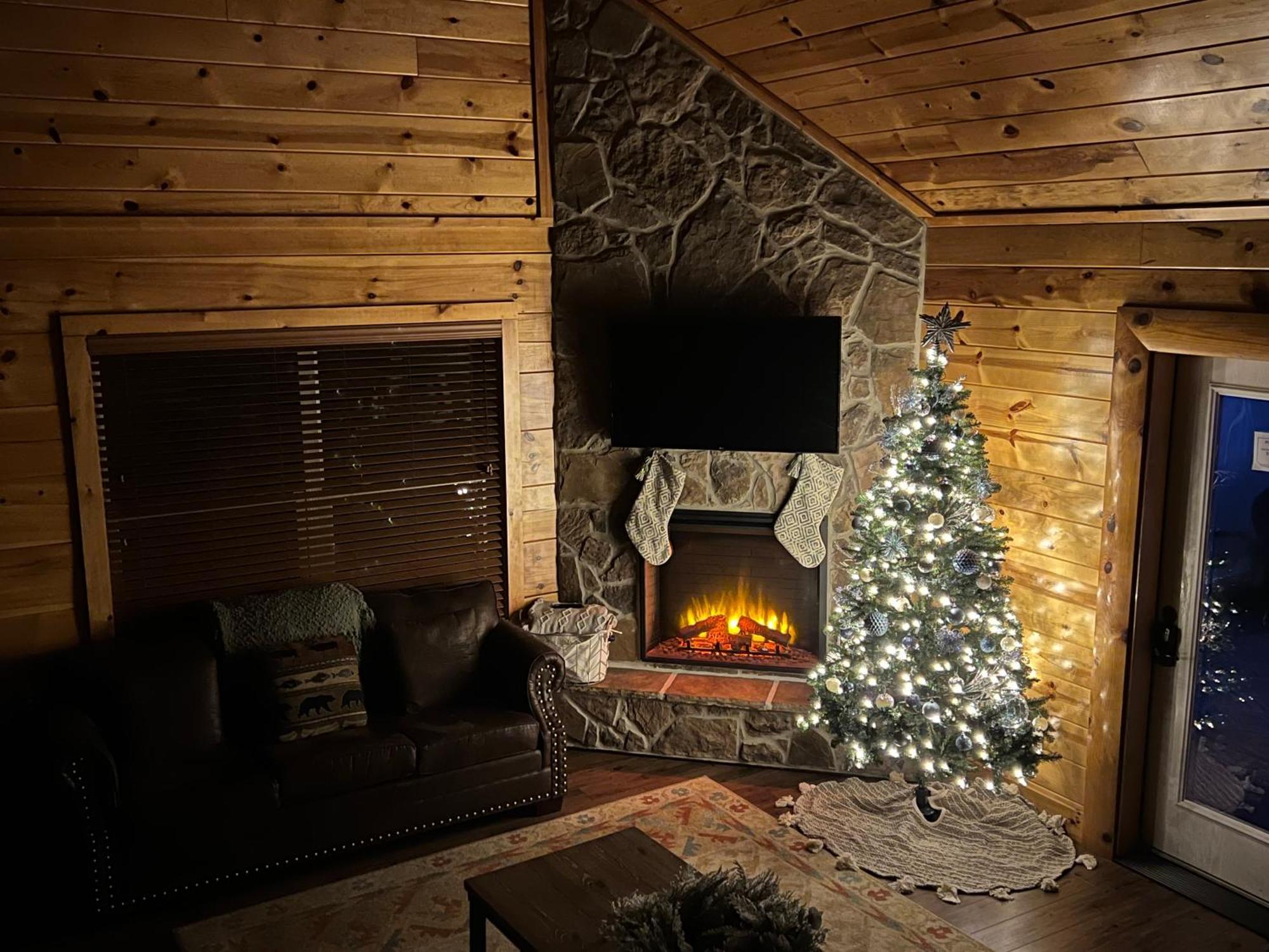 Indoor Heated Pool Hot Tub Cabin Sevierville Exteriör bild